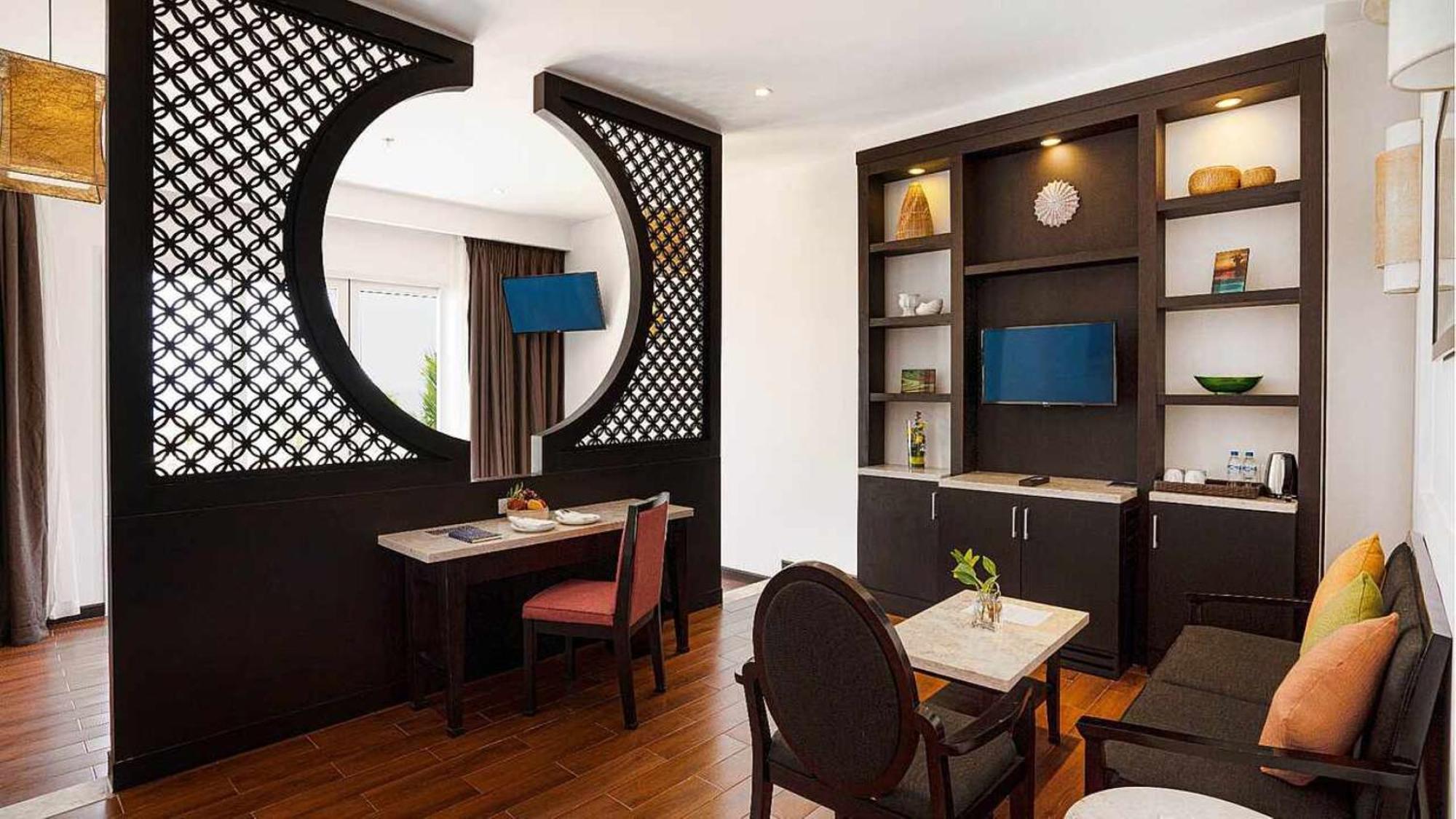 Robinson Nam Hoi An Hotel Tam Ky Exterior photo